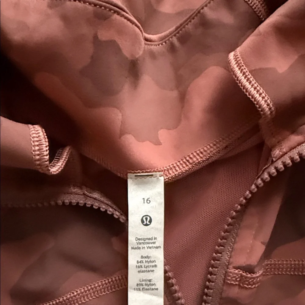 lululemon athletica Camouflage Jacket in Brown - Picture 2 of 3